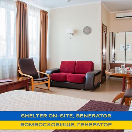 Antwo-Hotel Kharkiv Bagian luar foto
