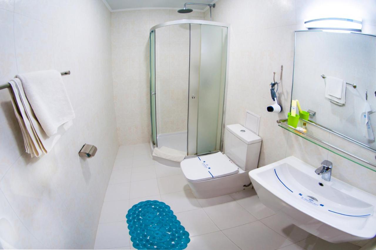 Antwo-Hotel Kharkiv Ruang foto